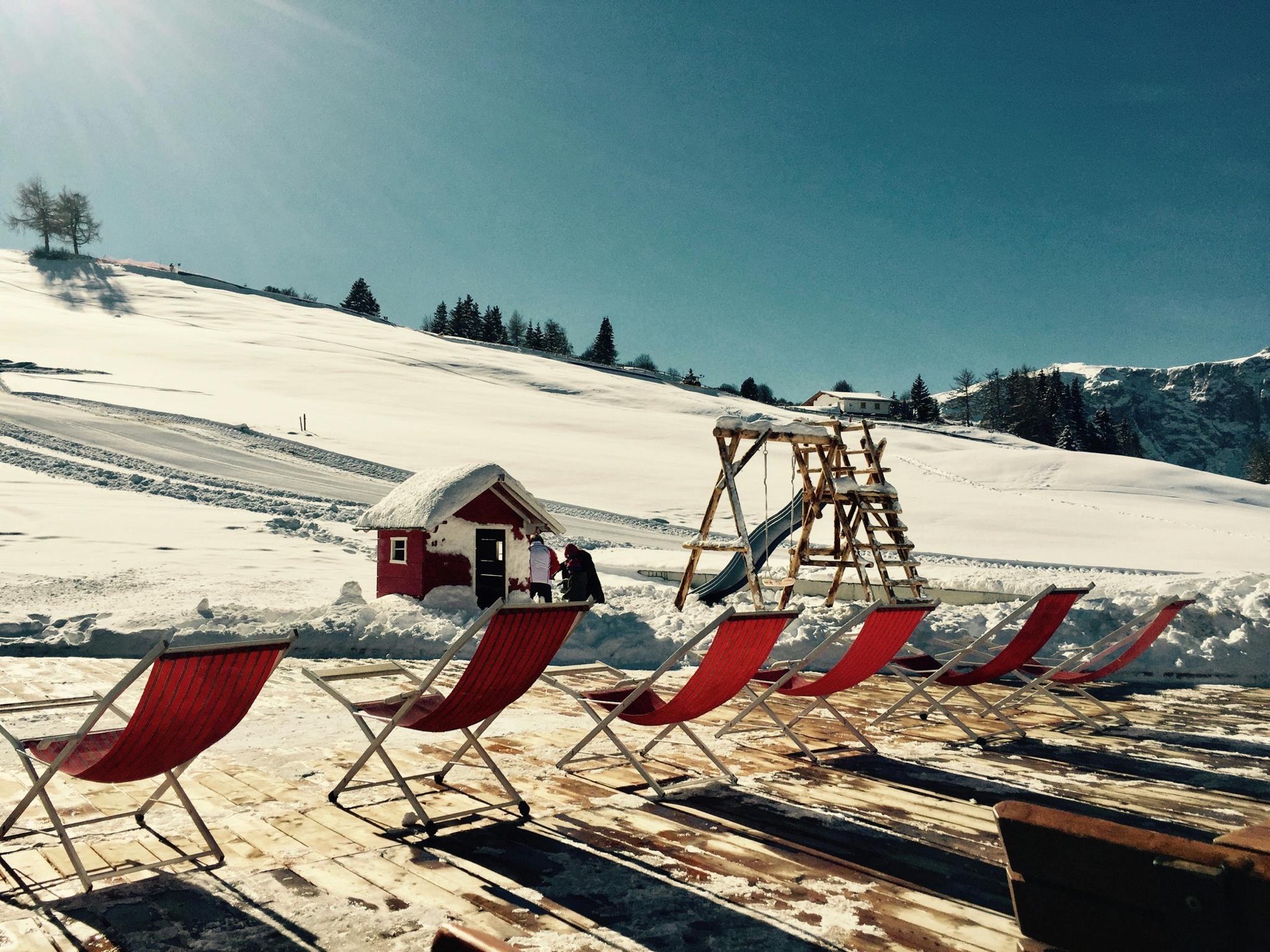 Sun deck in Les Menuires